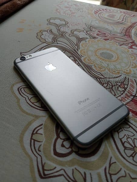 iPhone 6 (128 GB, Space Grey) 5