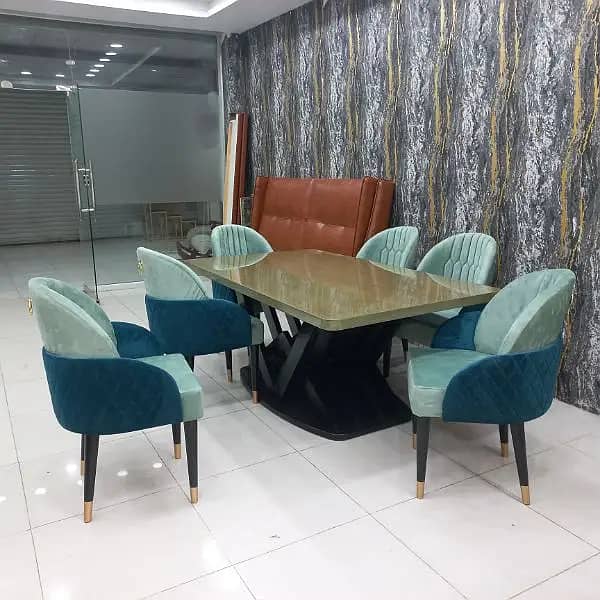 dining table/wooden dining table/dining for sale/6 seater /six seater 7