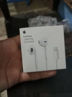 earpods lighting connector