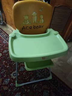 baby feeding/high chair