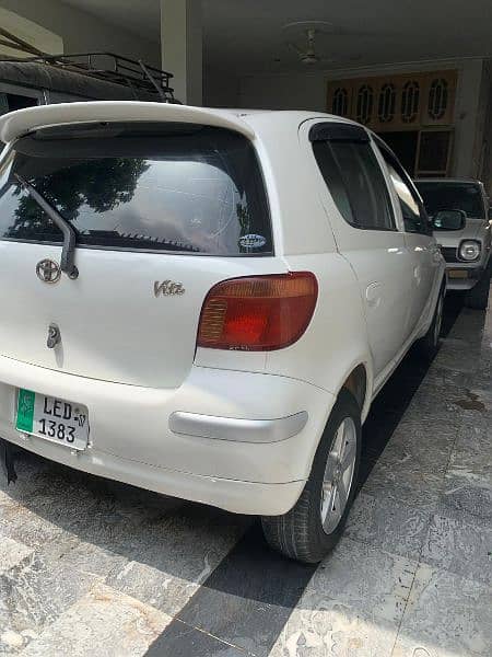 Toyota Vitz 2004 5