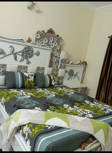 White and Grey flowery bed set 5