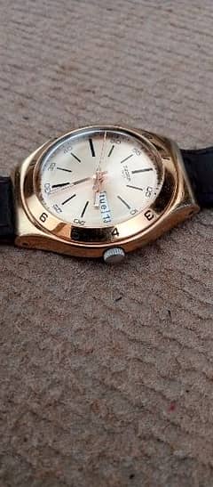 Swatch golden with strap