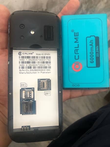 claim 4G Spark /  10 by 10 condition 2 in 1  / touch an botton 4