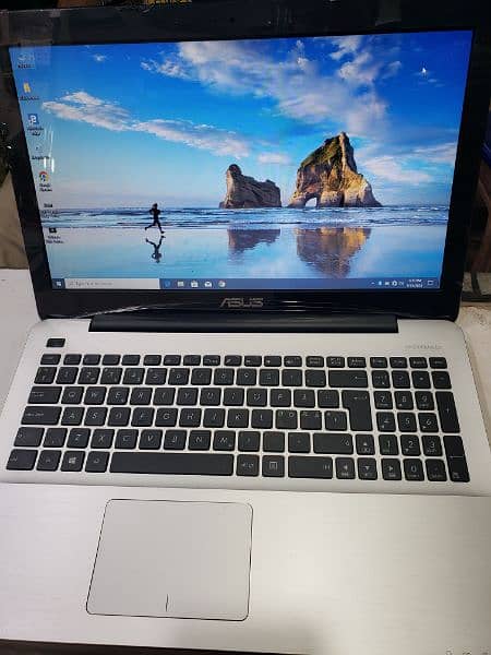 Asus 5th Generation Ultra Slim Laptop 2