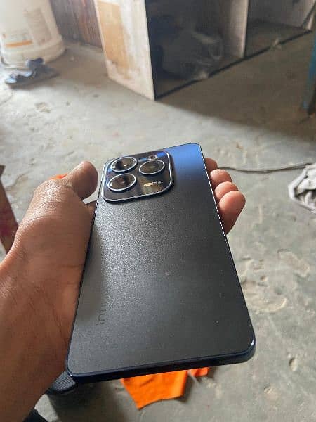 Infinix Hot 40 2