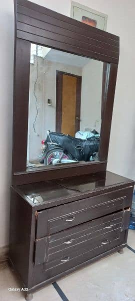 dressing table urgent sale 1