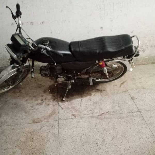 Road prince bike good condition urgent sale 8