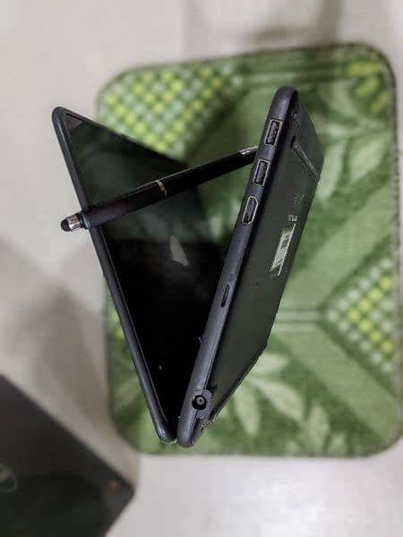 Dell Chromebook 3189 touch screen 4