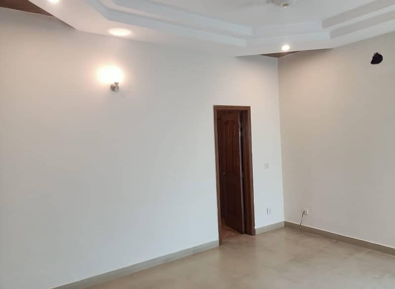 1 Kanal Upper Portion For Rent In DHA Lahore Phase 4 Near Beaconhouse School 1