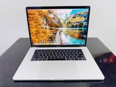 Apple Macbook pro 2019 core i9 16/512