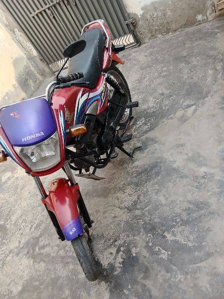 Honda Pridor 100% genuine, 10/10 condition for sale 9