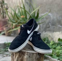 Original Nike SB {Vietnam}