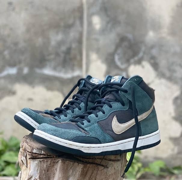 Original Nike SB Dunks (Vietnam) 1