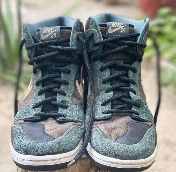 Original Nike SB Dunks (Vietnam) 3