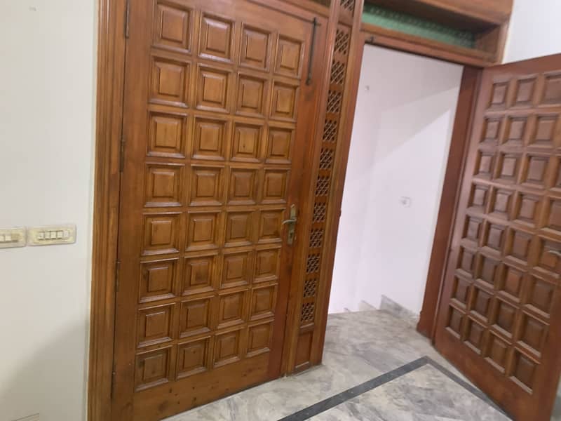 10 MARLA DOUBLE STOREY HOUSE FOR RENT 19