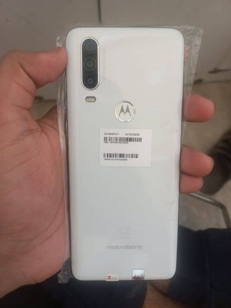 motorola One Action 6/128 gb pta approved Fresh kit hai 4