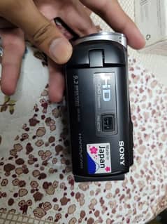 Sony HDR-PJ340 in good condition