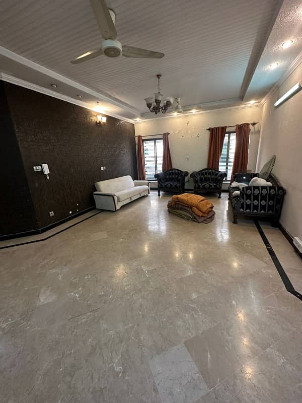 1 Kanal Open Basement For Rent 5