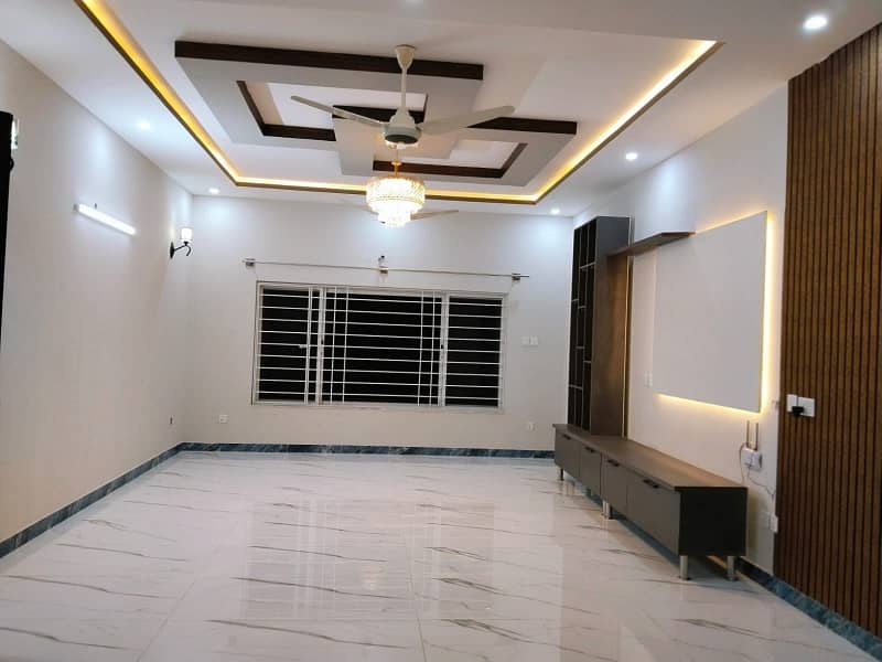 1 Kanal Upper Portion For Rent 11