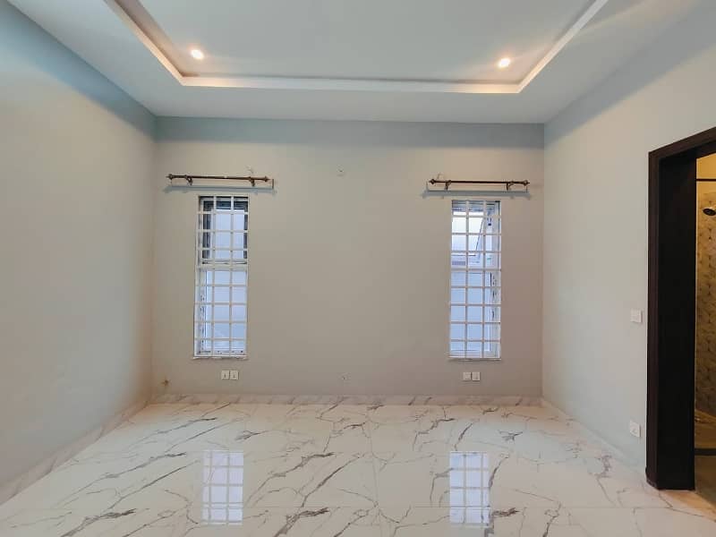 1 Kanal Upper Portion For Rent 7