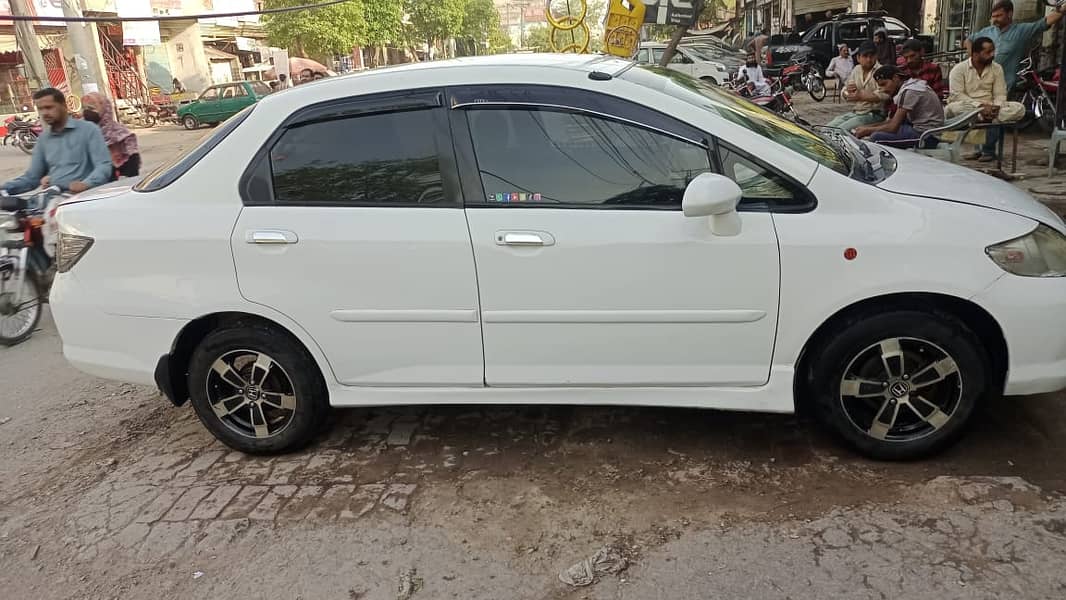 Honda City IDSI 2004 idsi 3