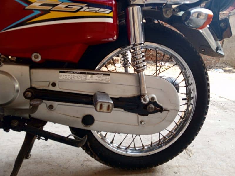 Honda cg 125 genuine 12