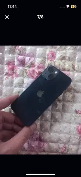 iPhone 13 mini 0