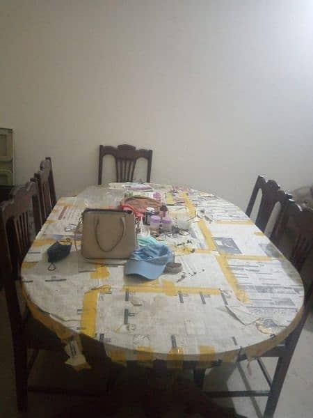 Dinning Table With 6 Chairs Is Up For Sale 4