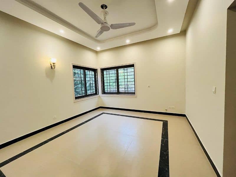 2 Kanal Brand New House For Rent in F8 16