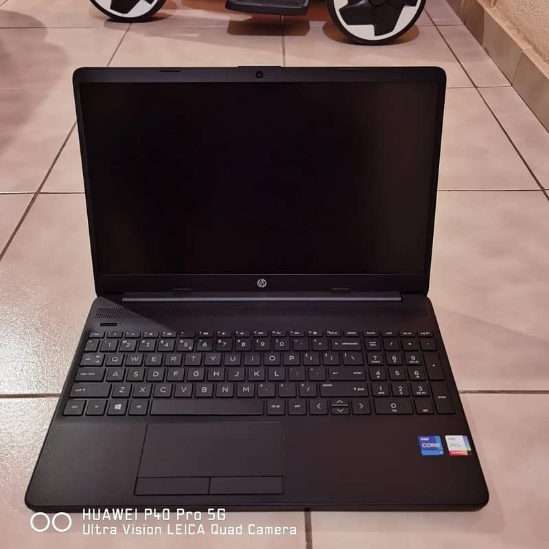 HP 15-DW3XXX 15.6" HD Laptop Intel Core i5-11th Generation 6