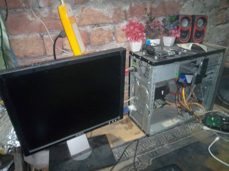 i5th 2gen pc ha Dell company ka  WhatsApp number 03003009087 0