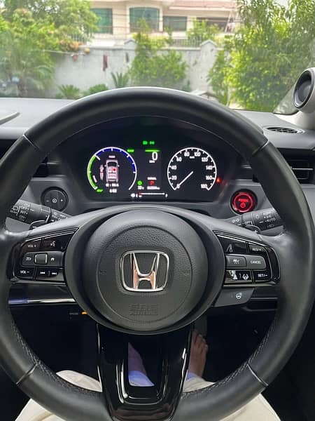 Honda Vezel 2021 4