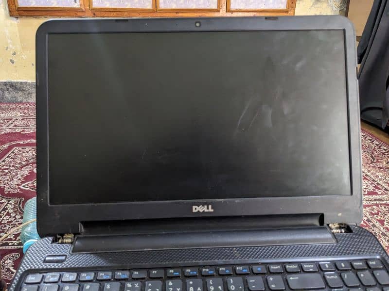 Dell Inspiron core i5 3537.4th generation. 6