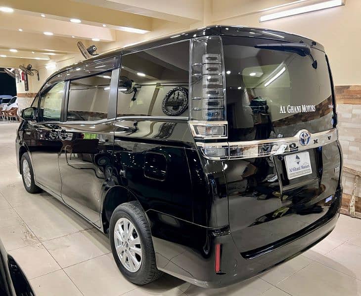 TOYOTA VOXY 1.8 CC HYBRID BLACK ROOM 7 SEATER  [4]GRADE AUCTION REPORT 3