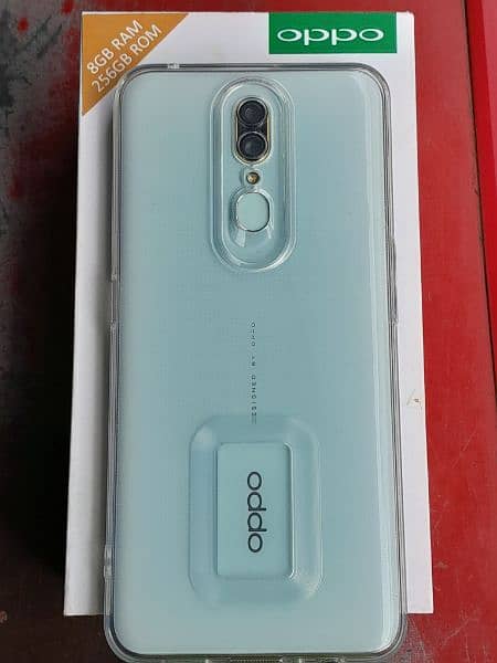 oppo f-11 Mobile 8/256 with box and charger 6