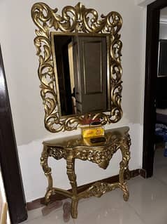 wall mirror with table 0