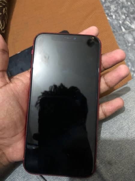 iphone XR 64GB FACTORY UNLOCK NON PTA 5