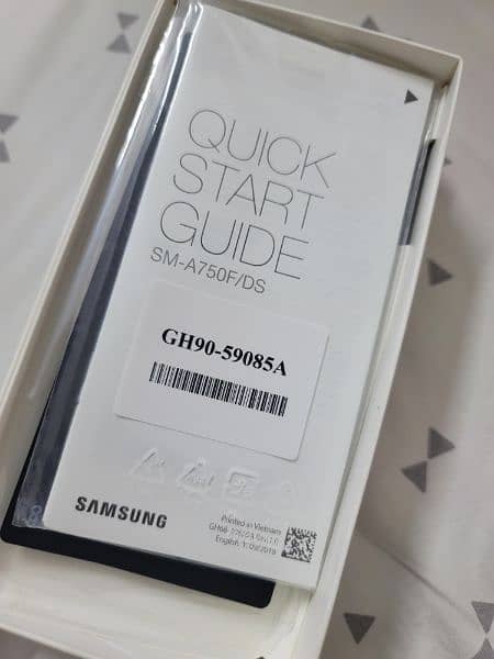 samsung A 7 2018 dual sim pta approve box 7