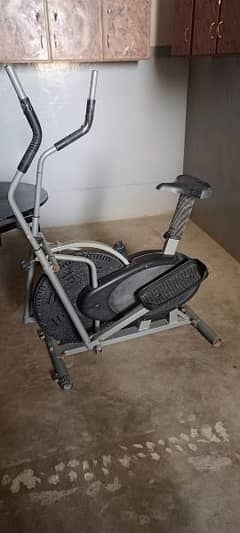 Elliptical machine
Manual