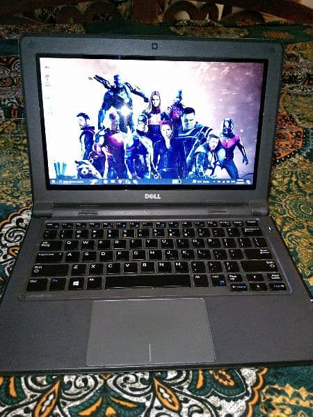 Dell TouchPad Laptop 1