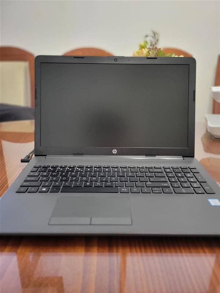 HP 250 G7 Notebook i5 8th Generation 1