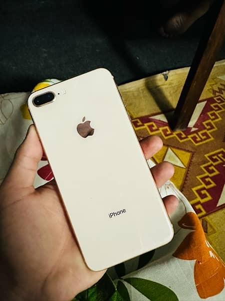 iphone 8 plus 1