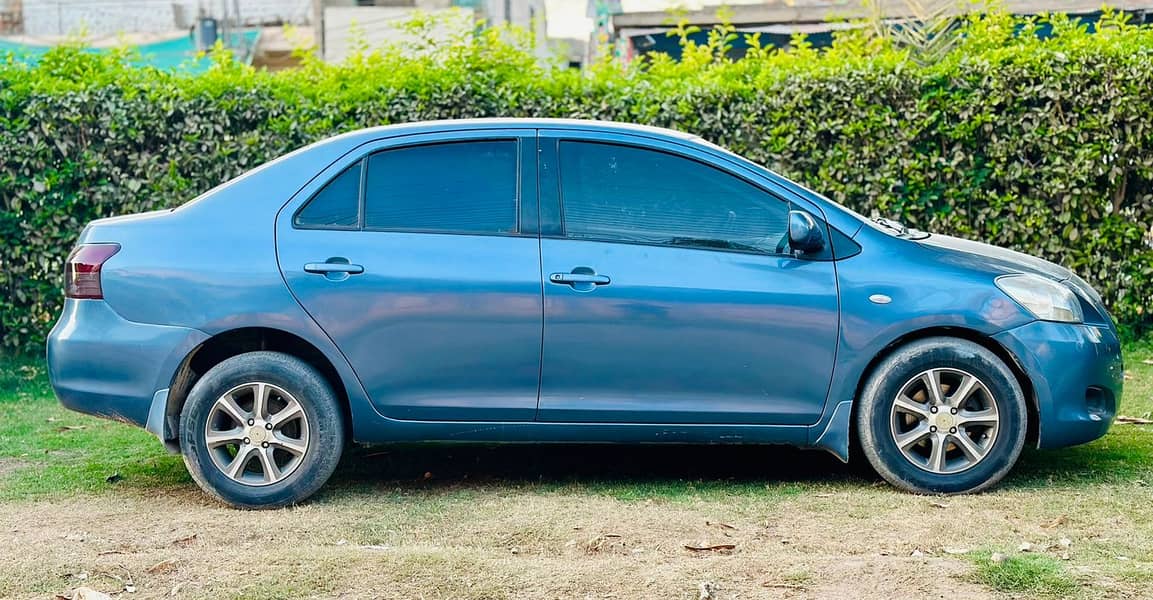 Toyota Belta 2006/9 3