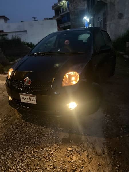 Toyota Vitz 2006 1