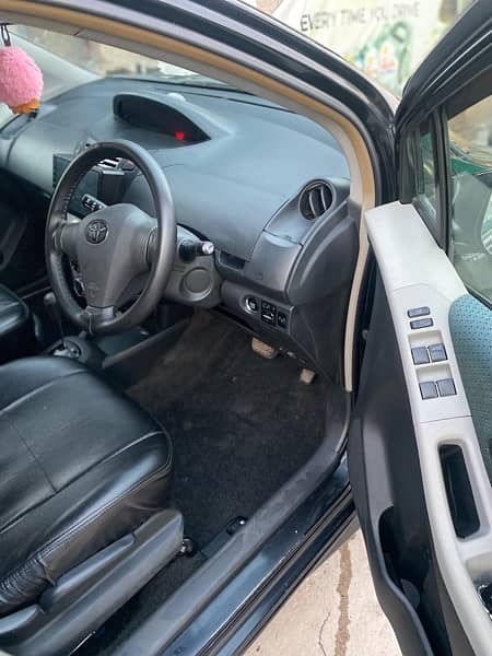 Toyota Vitz 2006 10