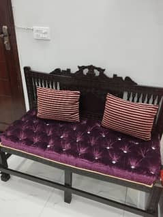 Antique set with one sofa and two sofa chairs 0