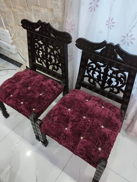 Antique set with one sofa and two sofa chairs 1