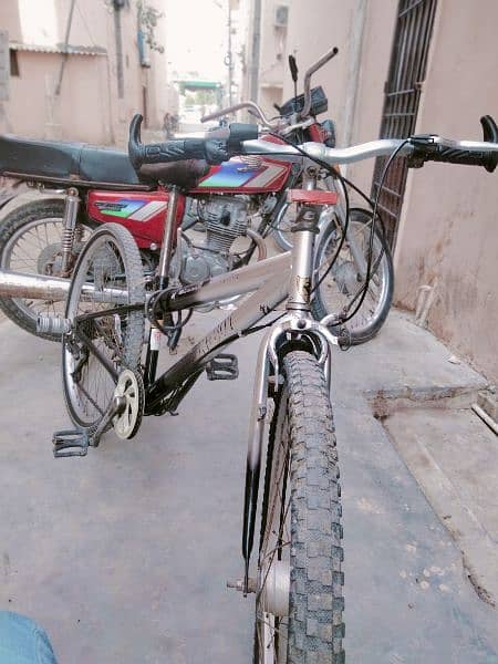 japani cycle urgent for sale good condition phone num:03322085927 4