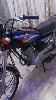 Honda 125 (2004)